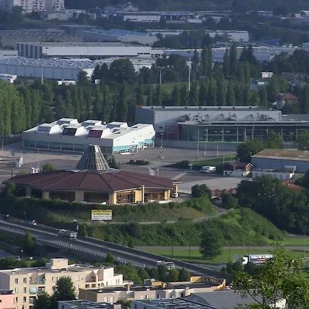 Hotel Hotelf1 Ouest Micropolis 2*